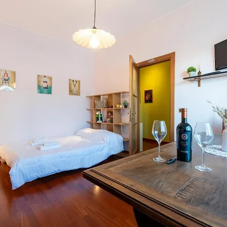 Cozy Near The Hospital Apartmán Parma