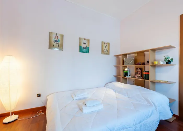 Apartment Guesthost - Cozy Near The Hospital